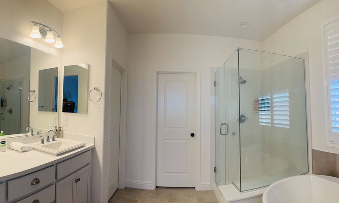 Rancho Cordova House | Luxury home. This home is located in a good neighborhood of Sacramento area.