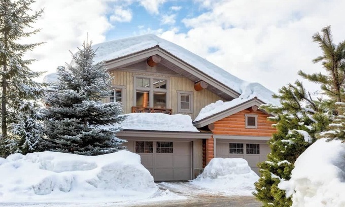 Nordic Estates House | Luxury Home w/Ski Access, Hot Tub, Views, Garage