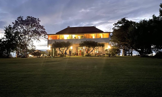 Leconfield Bed & Breakfast | Luxury hotels set in a historic property, wineries, rural setting with views