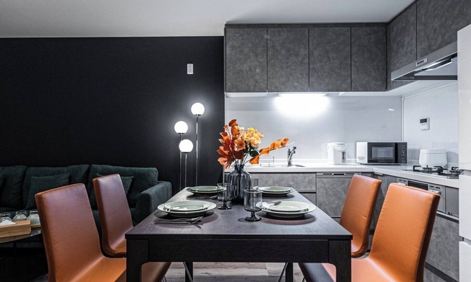 Higashi-osaka House | Luxury house 40 min to KIX parking by 711 - Comfort Villa/Osaka Ōsaka