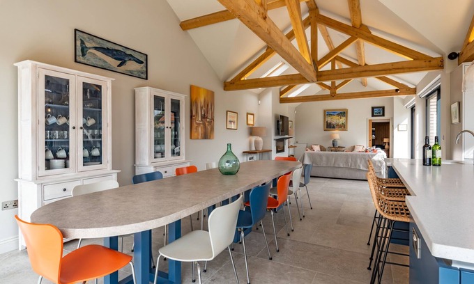 Brancaster Staithe House | Luxury House for 10/12 in Brancaster Staithe