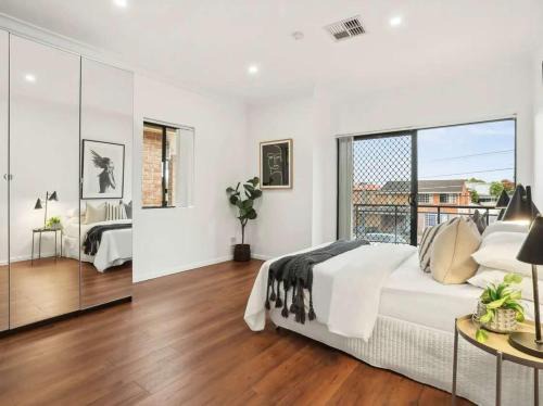 Lidcombe House | Luxury house hotel Lidcombe Sydeny Australia