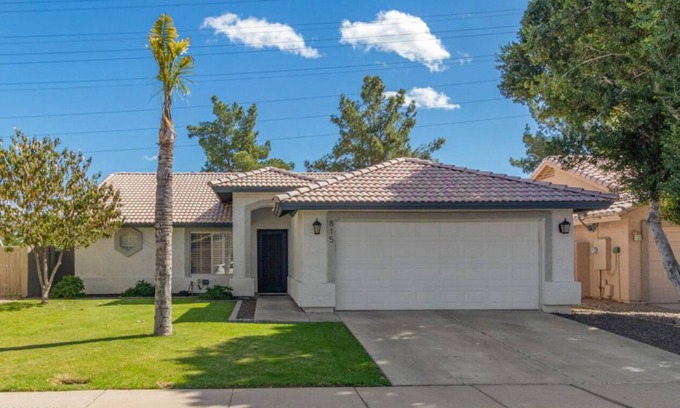 Val Vista Lakes House | Luxury House in ValVista Lakes