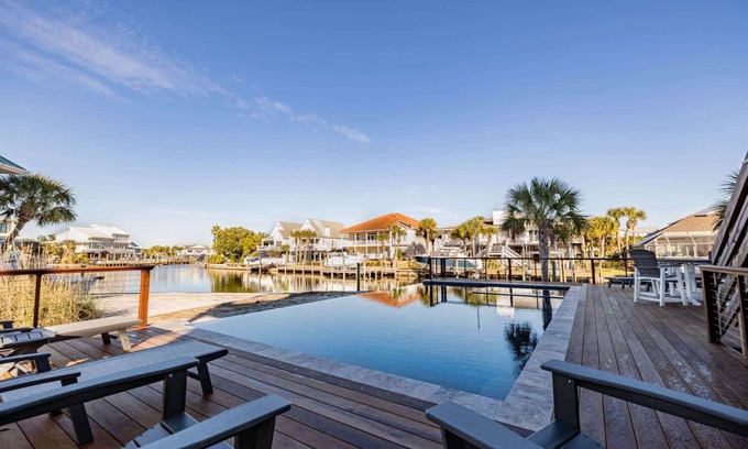 Perdido Key Coves One House | Luxury Infinity Edge Heated/Cooled Pool & Hot Tub + Boat Dock & Marine Station +