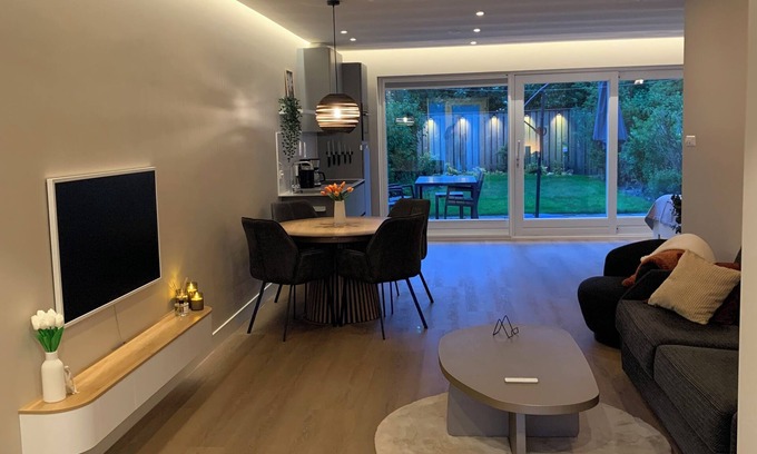Alkmaar Apartment | Luxury Japandi garden apartment