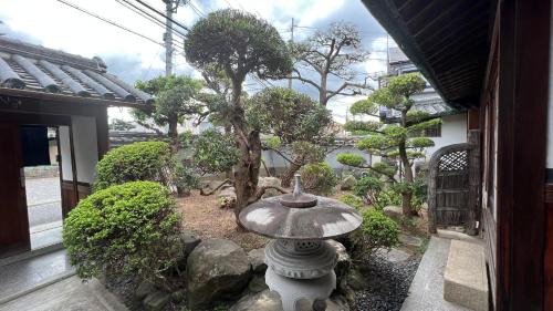 Izumisano Villa | Luxury Japanese Villa with Garden Near Kansai Airport & Premium Outlets 和風庭園豪邸