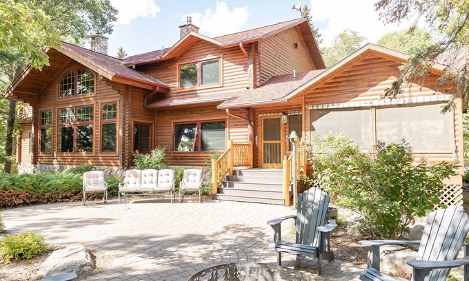 Park Rapids House | Luxury Lake House on Potato Lake