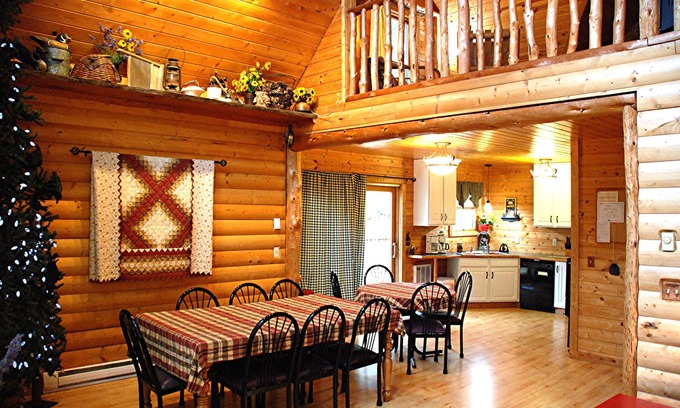 Akeley Cabin | Luxury lakeside cabin: massage, reflexology, lakeside sauna. Wheelchair access.