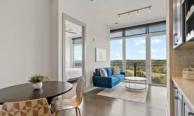 McLean Apartment | Luxury Living | Tysons | High Rise | Scenic Views