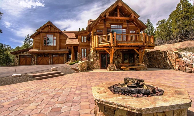 Timber Ridge Ranch Cabin | Luxury Lodge, Fantastic Views, Colorado Elegance, Close to Town