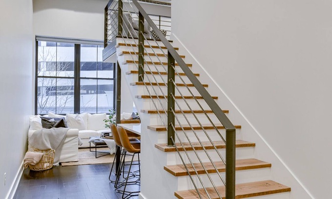 Downtown Lincoln Condo | Luxury Loft DTown LNK, UNL, Pinnacle Arena, Memorial Stadium, Post Lofts #206