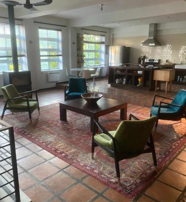 La Petite-Patrie House | Luxury Loft near Jean-Talon Market
