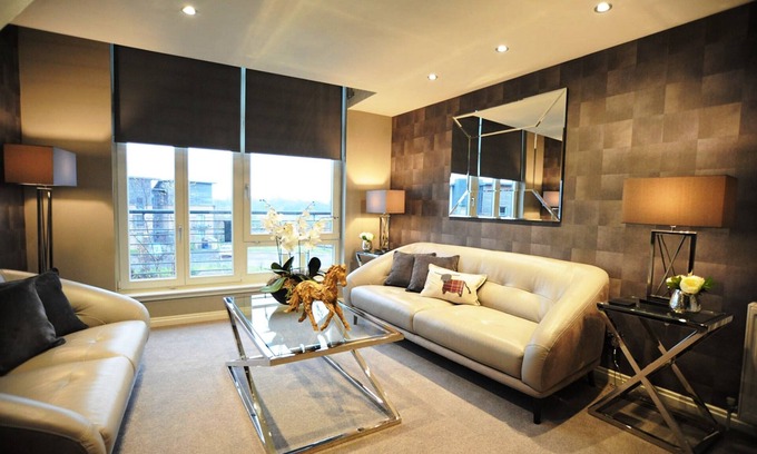 Tillicoultry Apartment | Luxury loft style apartment overlooking River Forth, and Stirling town centre