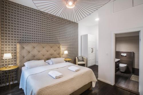 Josefov Apartment | Luxury Modern Designed Oldtown Apartment