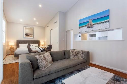 South Fremantle Apartment | Luxury Modern Escapia