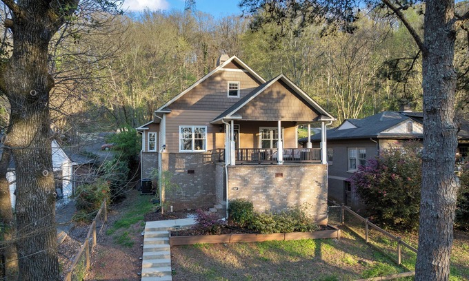 Glen Iris House | Luxury Modern Stay Near UAB