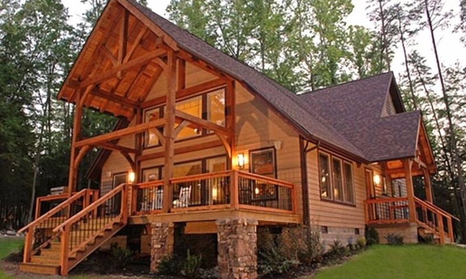 Keslers Cross Lanes House | Luxury Mountain Cabin on Gauley Canyon - Near New River Gorge
