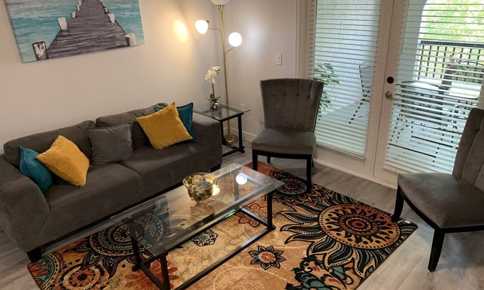 Glendale Sports and Entertainment District Apartment | Luxury Oasis Apartment 1 mile from Westgate