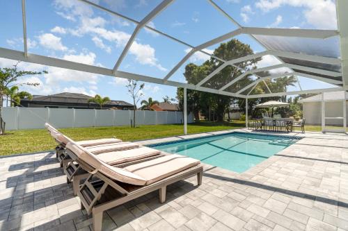 Pelican Villa | Luxury Oasis in Cape Coral
