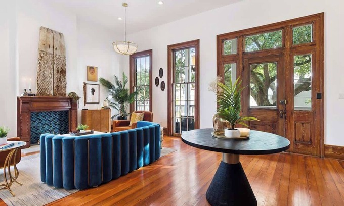 Uptown Historic District House | Luxury Oasis on Magazine - Uptown and Walkable
