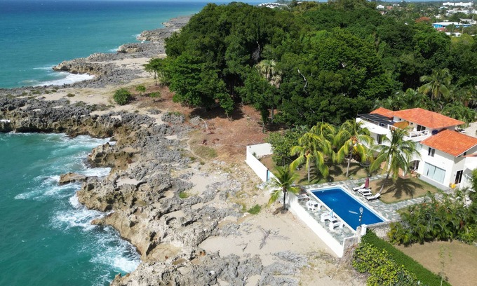 Playa Chiquita Villa | Luxury OCEAN FRONT Entire Floor Villa in Sosua cabarete Best sunset,Korean food