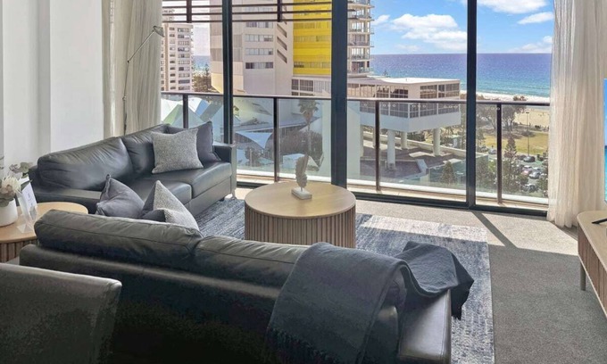 Broadbeach Apartment | Luxury Oracle Stay Ocean Views 2BR Level 11