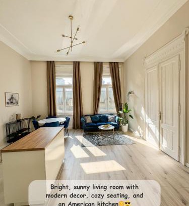 Ujlipotvaros Apartment | Luxury Parisian Designed 3-Bedroom Gem in Heart of Budapest