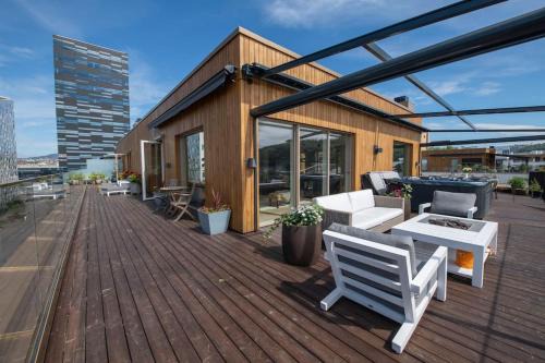 Gamle Oslo Apartment | Luxury penthouse in Oslo, fjord view, jacuzzi and huge terrasse