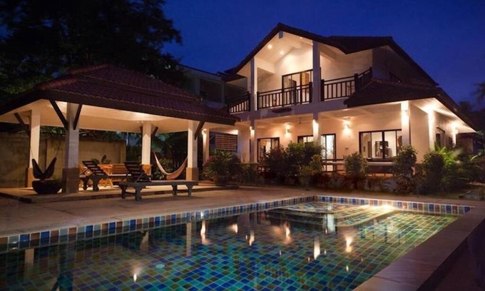Ko Lanta Villa | Luxury Pool Villa at Long Beach - Large and well furnished