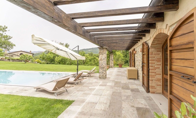 Bagnone Villa | Luxury property with Pool