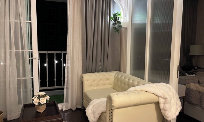 Bang Sare Apartment | Luxury RETREAT room with ALL you need to Reflex Away