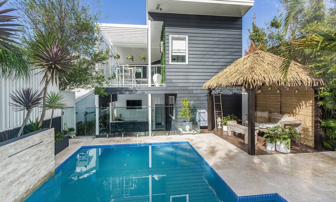Scarborough House | Luxury Retreat in Scarborough