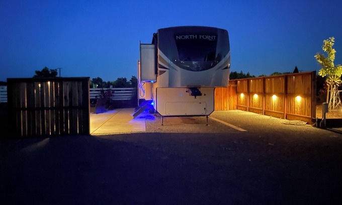 Wheatland House | Luxury RV in gated, quiet, country setting. Perfect for traveling professionals.