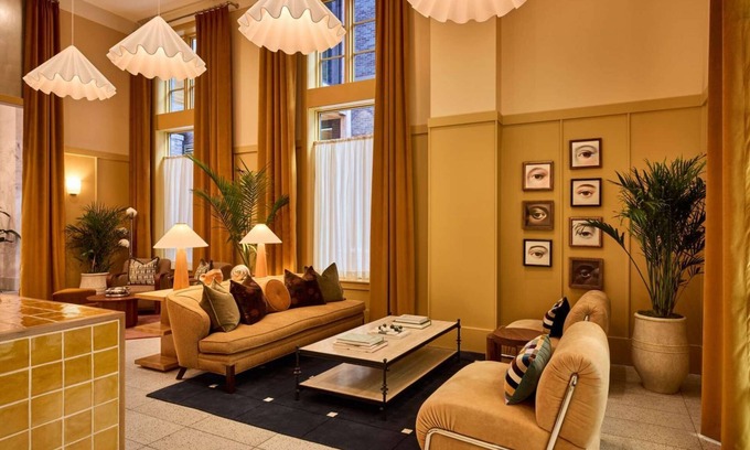 Yamacraw Village Apartment | Luxury Savannah Loft + Pool, Bikes & Dining