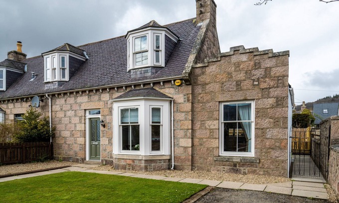 Ballater Cottage | Luxury Scottish Cottage, featuring "'The Artic Cabin"