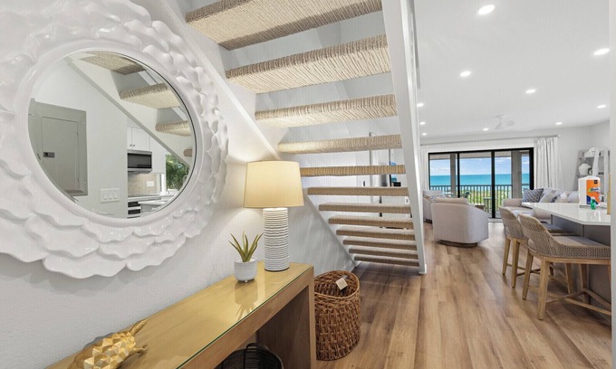 Boca Grande House | Luxury Seagrape 01, 3-bedroom, 3-bathroom townhome in Boca Grande with stunning Gulf views.