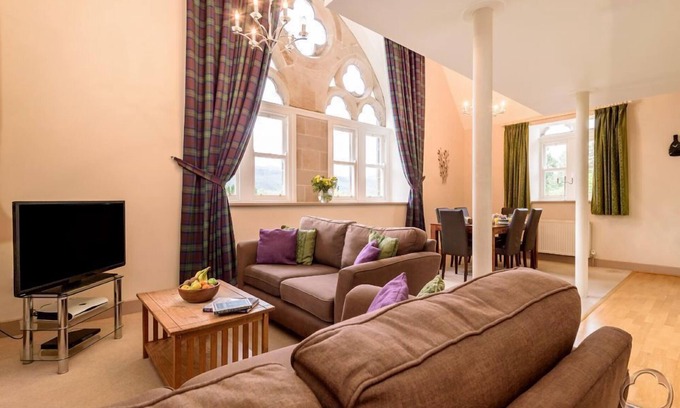 Fort Augustus Apartment | Luxury Self Catering Apartment with Swimming Pool in the Grounds of a Monastery on Loch Ness