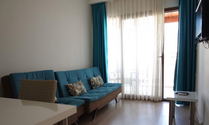 Turgutreis Apartment | Luxury self catering 1 bedroom holiday apartment for rent in Turgutreis, Bodrum