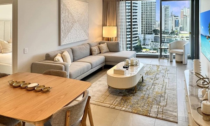 Broadbeach Apartment | Luxury Signature Stay Ocean Views 2BR Lvl12