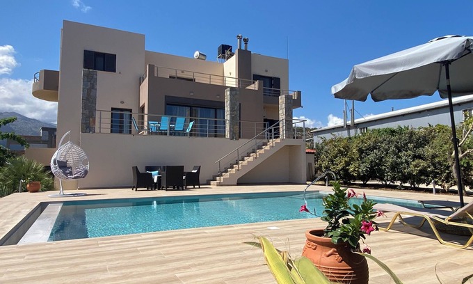 Sissi Villa | Luxury Sissi Residence with Hot Tub