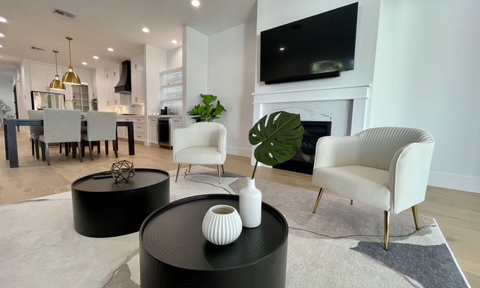Bayshore Gardens House | Luxury South Tampa Home