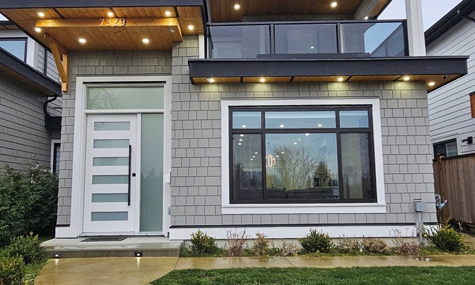 Burnaby House | Luxury spacious 4 bedroom family home in central Burnaby.