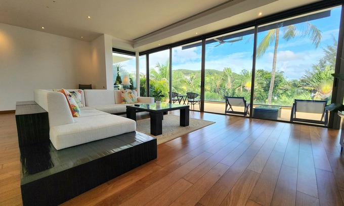 Choeng Thale Apartment | Luxury spacious family penthouse Layan Laguna