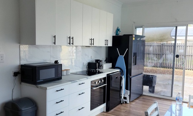 Urangan Apartment | Luxury Stay in Hervey BaynThis luxury and spacious one bed studio available.