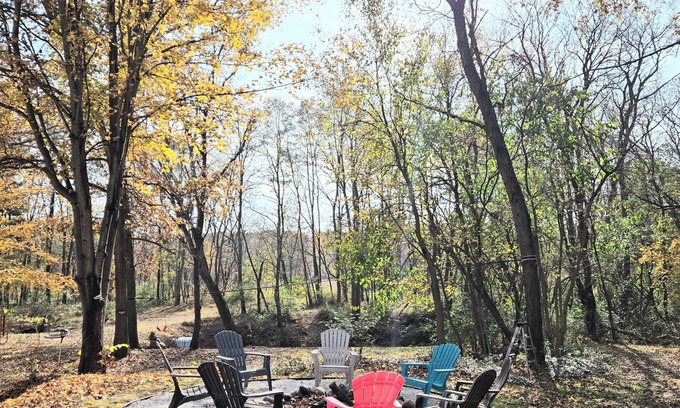 Kendall House | Luxury Stays at HoneyComb Home-Wine Country- Sleeps 10 w/Game Room!