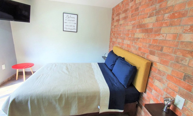 Ciudad Lopez Mateos Apartment | LUXURY STUDIO (SUMMIT) 5 minutes from ITESM CEM (R06)