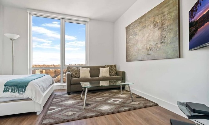 White Plains Apartment | Luxury Studio Apartment | Downtown White Plains | Gym + Clubroom