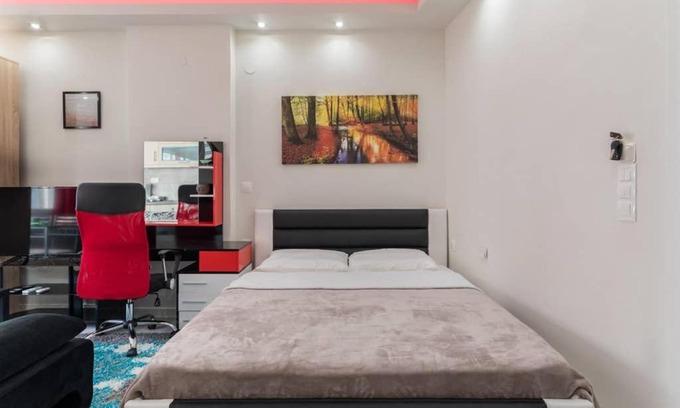 Vardaris Apartment | Luxury studio in downtown(2)