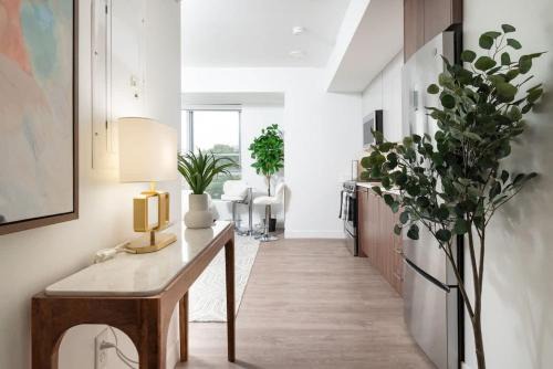 Central Square Apartment | Luxury Studio King bed Gym near MIT Harvard