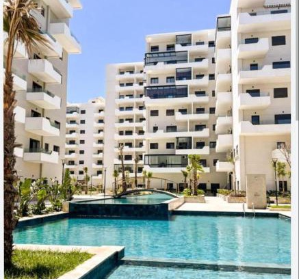 Ain Harrouda Apartment | luxury studio vue Sur Piscine, mer et Park a Zenata City Eco
